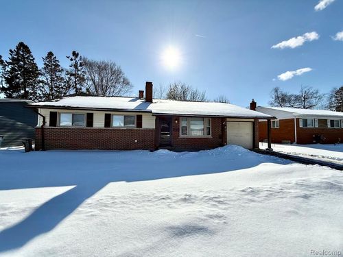 33659 Blackfoot St, Westland, MI, 48185-2720 | Card Image