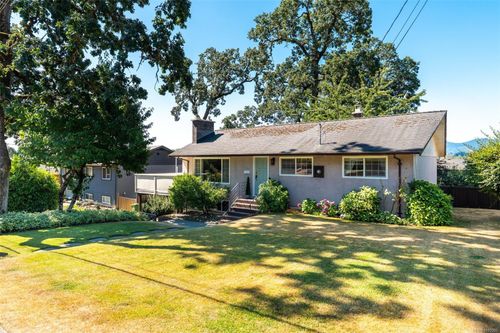 5862 Jaynes Rd, Duncan, BC, V9L3B8 | Card Image