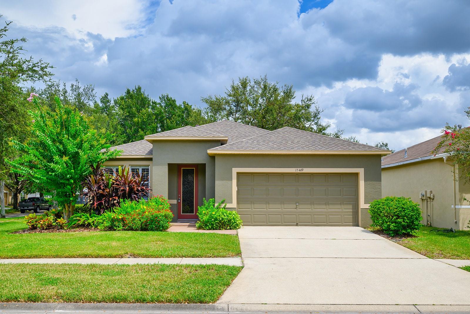 Osprey Glen Dr, Lithia, FL 33547