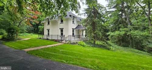 1300 Grantley Rd, YORK, PA, 17403-3671 | Card Image