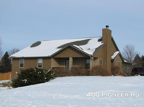 400 Pioneer Road E, PLATTEVILLE, WI, 53818 | Card Image