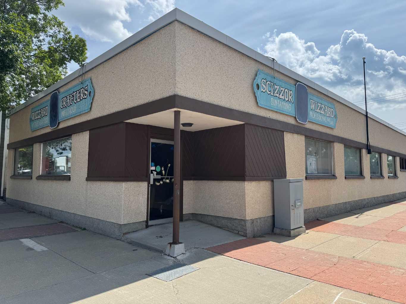 Commercial Sale in Ponoka