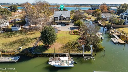 1017 Mallard Bay Rd, Hampstead, NC, 28443-2587 | Card Image