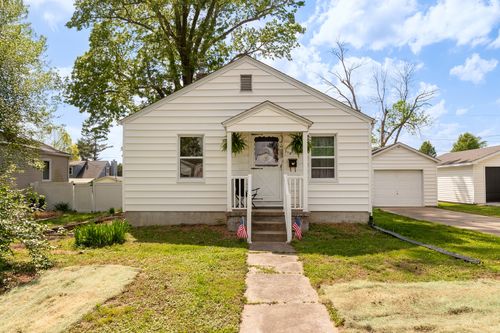 318 S 3rd Street, Marion, IL, 62959 | Card Image