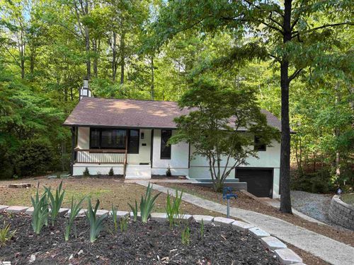 102 Blossom Ct, Westminster, SC, 29693-6514 | Card Image