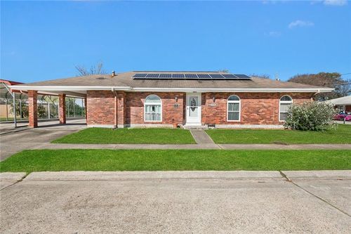 5200 Zenith Street, Metairie, LA, 70001 | Card Image