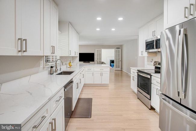 4397 Canterbury Ln, House other with 4 bedrooms, 4 bathrooms and null parking in Gainesville VA | Image 17