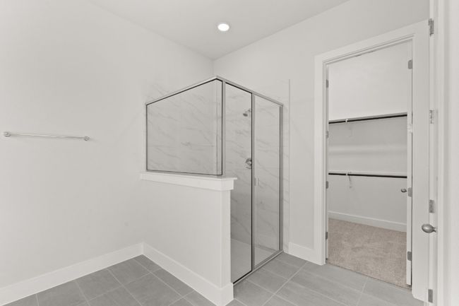 Walk-in Shower in Primary Bath | Image 20
