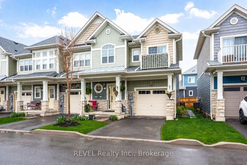 12 Cyclone Way, Fort Erie, ON, L0S1B0 | Card Image