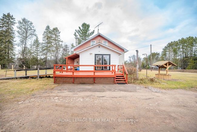 3433 Round Lake Road, House other with 5 bedrooms, 1 bathrooms and 2 parking in Killaloe, Hagarty and Richards ON | Image 38
