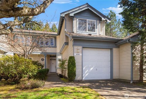 c-608 Chelan Pl Ne, Renton, WA, 98059-4756 | Card Image