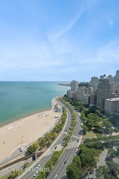 35A - 1100 N Lake Shore Drive, Home with 3 bedrooms, 3 bathrooms and 2 parking in Chicago IL | Image 2