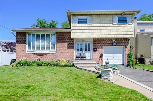 506 Cedarwood Dr, Cedarhurst, NY, 11516-1008 | Card Image