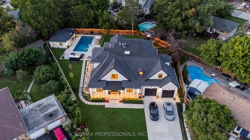 583 Weir Ave, Oakville, ON, L6L4X3 | Card Image