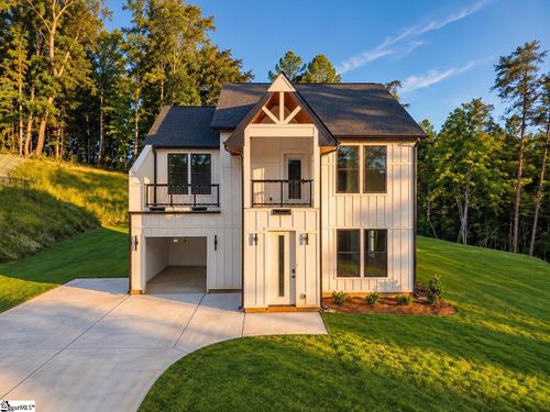 152 Boxwood Ln, Easley, SC, 29640-2629 | Card Image