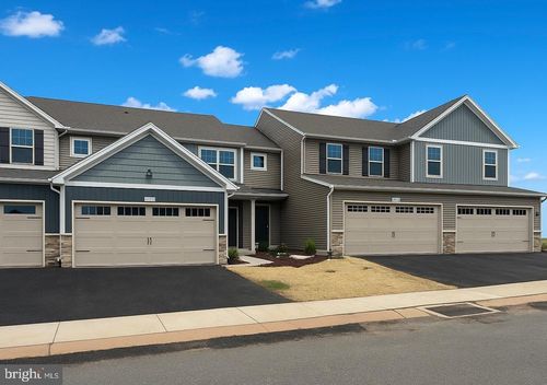 7272 White Oak Boulevard, HARRISBURG, PA, 17112 | Card Image