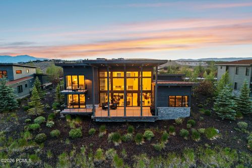 6836 Golden Bear Loop W, Park City, UT, 84098-1301 | Card Image