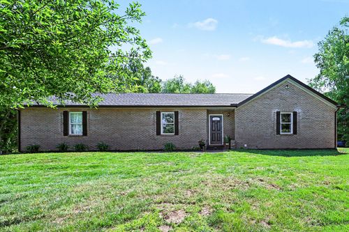 131 Hidden Hollow Dr, Falmouth, KY, 41040-7327 | Card Image