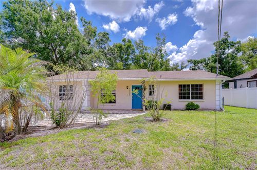 7905 N Fremont Ave, TAMPA, FL, 33604-3801 | Card Image