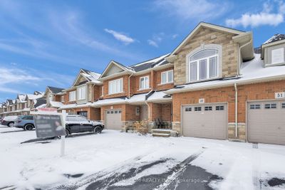 49 Charleswood Cres, Home with 3 bedrooms, 3 bathrooms and 2 parking in Hannon ON | Image 3