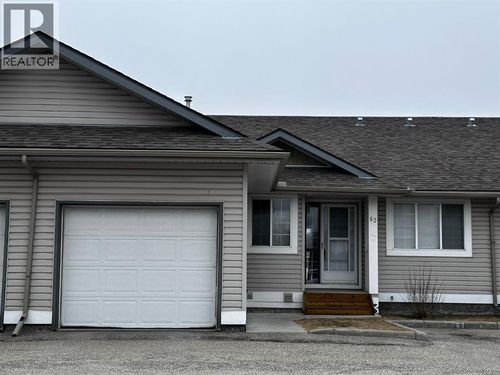 4 Stonegate Dr Nw, Airdrie, AB, T4B2T2 | Card Image