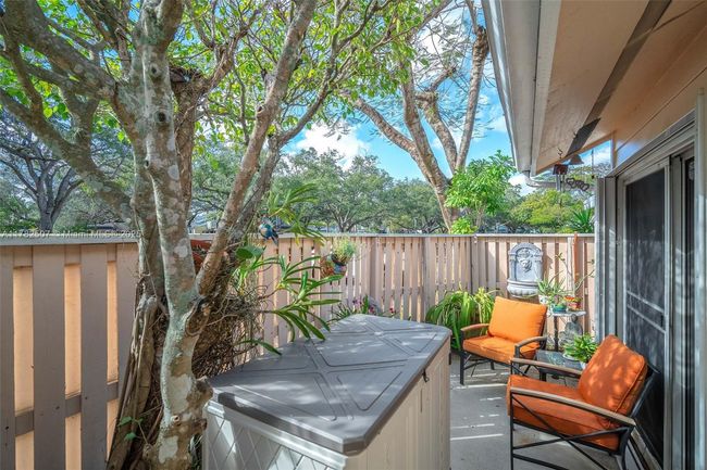 2133 Champions Way, Townhouse with 2 bedrooms, 2 bathrooms and null parking in North Lauderdale FL | Image 17