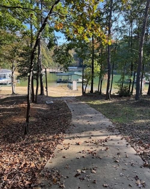 913 Paynes Creek Rd, Hartwell, GA, 30643-2346 | Card Image