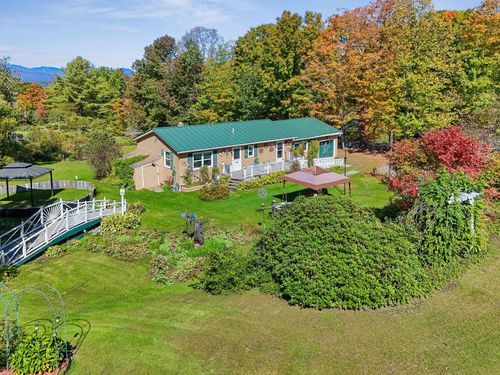3081 Perry Hill Road, Waterbury, VT, 05676 | Card Image
