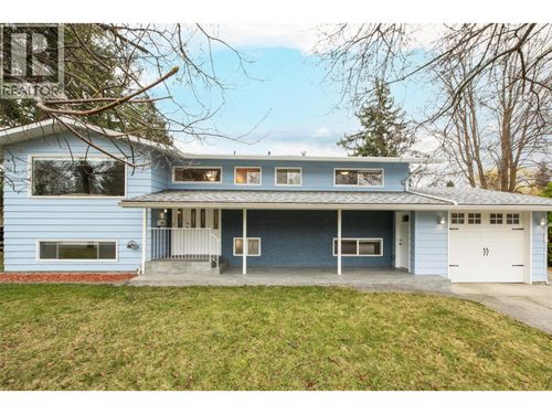 1631 Gillard Dr, Kelowna, BC, V1Y4J9 | Card Image