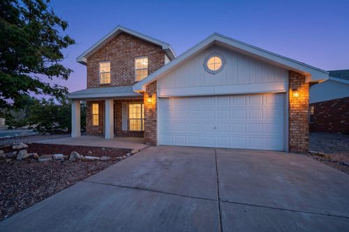 16 Cliffrose Trl, Los Lunas, NM, 87031-5887 | Card Image