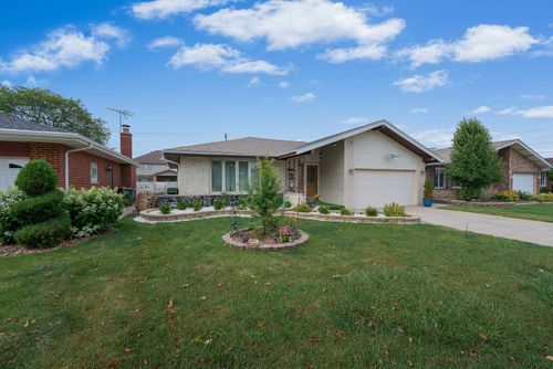 4832 W 107th Street, Oak Lawn, IL, 60453 | Card Image