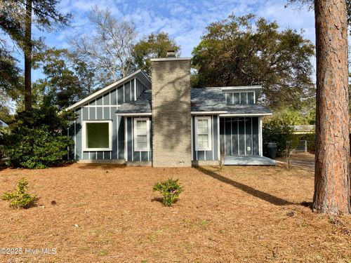 314 Stuart Ave, Southport, NC, 28461-3052 | Card Image