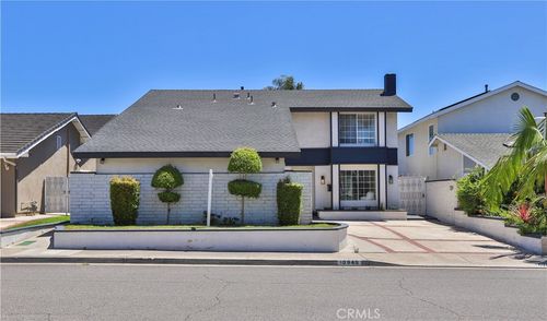 10946 El Chino Ave, Fountain Valley, CA, 92708-5313 | Card Image