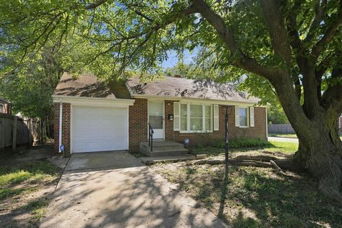 1302 N Crestway, Wichita, KS, 67208 | Card Image