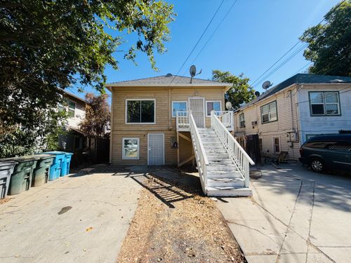 1317 Maple St, Marysville, CA, 95901-4125 | Card Image