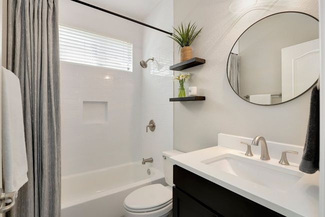 7221 Seneca Falls Loop, House other with 4 bedrooms, 3 bathrooms and 4 parking in Austin TX | Image 16