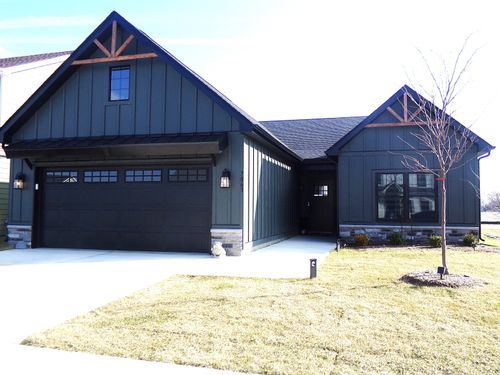 7063 Fowler Dr, Whitestown, IN, 46075-0554 | Card Image