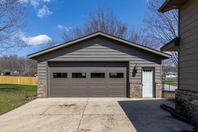 Detached 2 Car Garage | Image 45