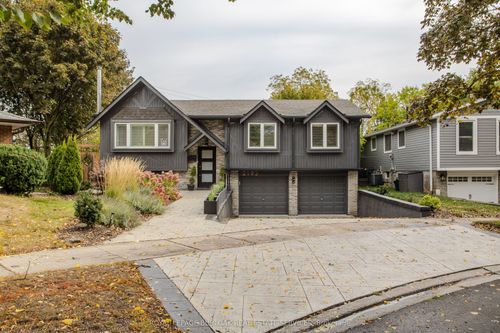 2193 Lancaster Crescent, Burlington, ON, L7P3G4 | Card Image
