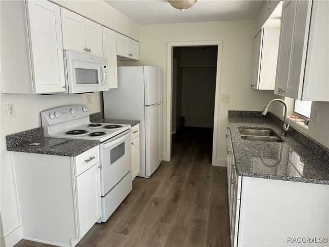 35 Osceola St, House other with 3 bedrooms, 1 bathrooms and null parking in Beverly Hills FL | Image 5
