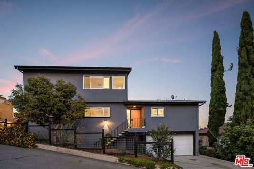 2682 Hollyridge Dr, LOS ANGELES, CA, 90068-3037 | Card Image