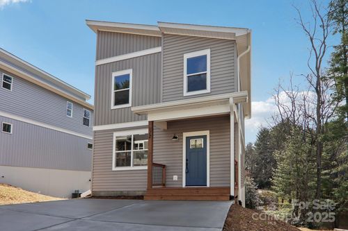 12 Escondido Dr, Asheville, NC, 28806-0225 | Card Image