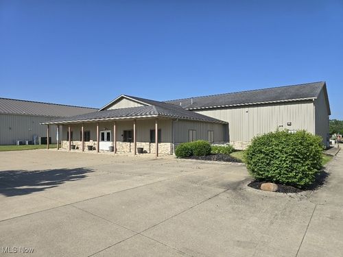 b-1224 Lear Industrial Pkwy, Avon, OH, 44011-1367 | Card Image