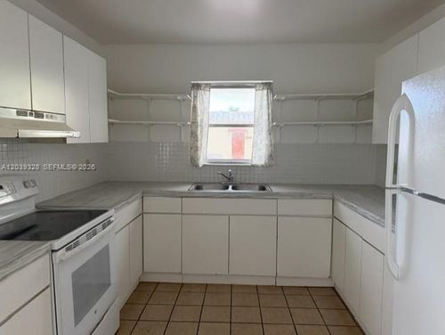 3-2128 Roosevelt St, Hollywood, FL, 33020 | Card Image