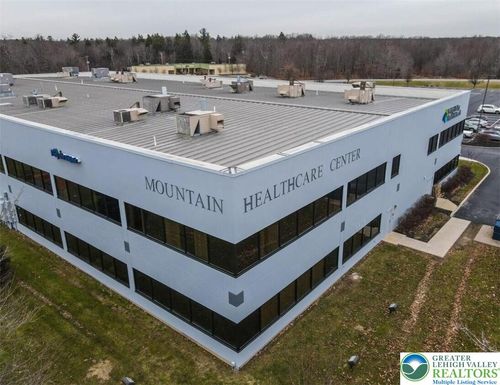 u201-100 Community Dr, Coolbaugh Twp, PA, 18466-8985 | Card Image