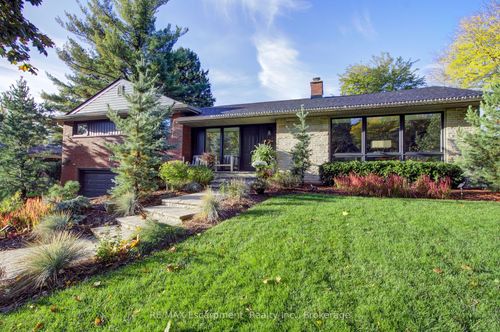 794 Falcon Blvd, Burlington, ON, L7T3B3 | Card Image