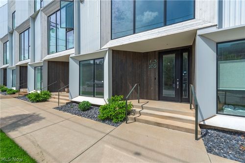 1320 W 58th St, Cleveland, OH, 44102-2120 | Card Image