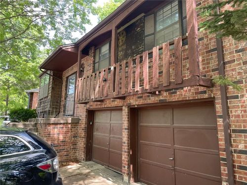 3212 Nw Canterbury Rd, Blue Springs, MO, 64015-2837 | Card Image