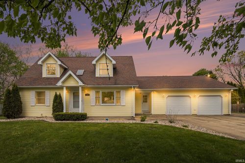52361 Bamford Dr, South Bend, IN, 46637-4410 | Card Image