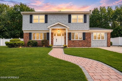 45 Croman Ct, Hazlet, NJ, 07730-2018 | Card Image